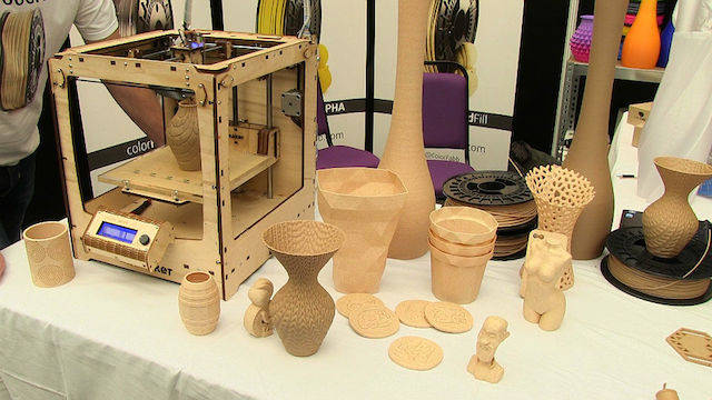 objects-printed-in-colorfabb-woodfill.jpg