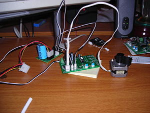 Testing x-axis control board in conjunction with an earlier PowerComs board v1.1